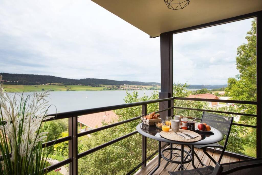 Duplex La Vue Du Lac Мальбюїссон Екстер'єр фото